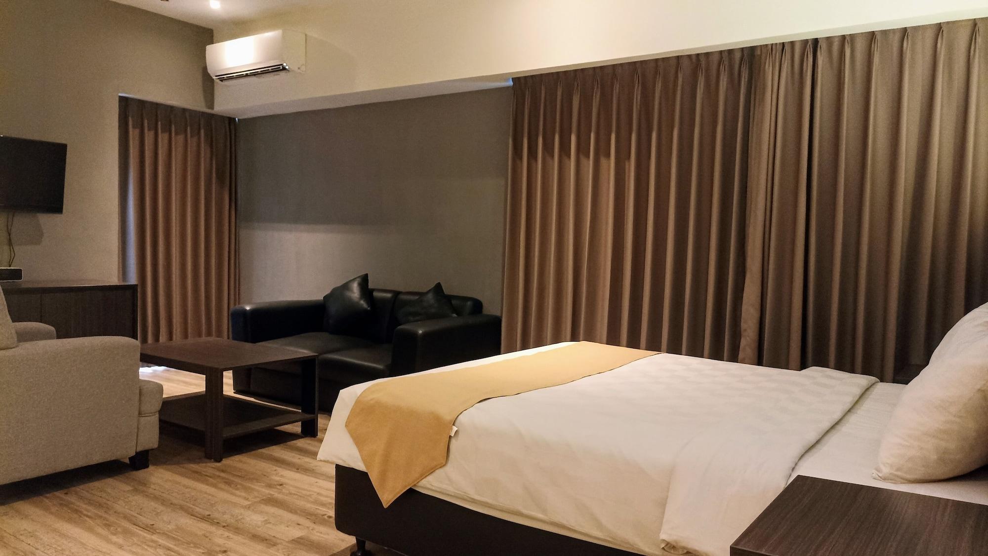 Yunna Hotel Lampung Бандар-Лампунг Екстер'єр фото