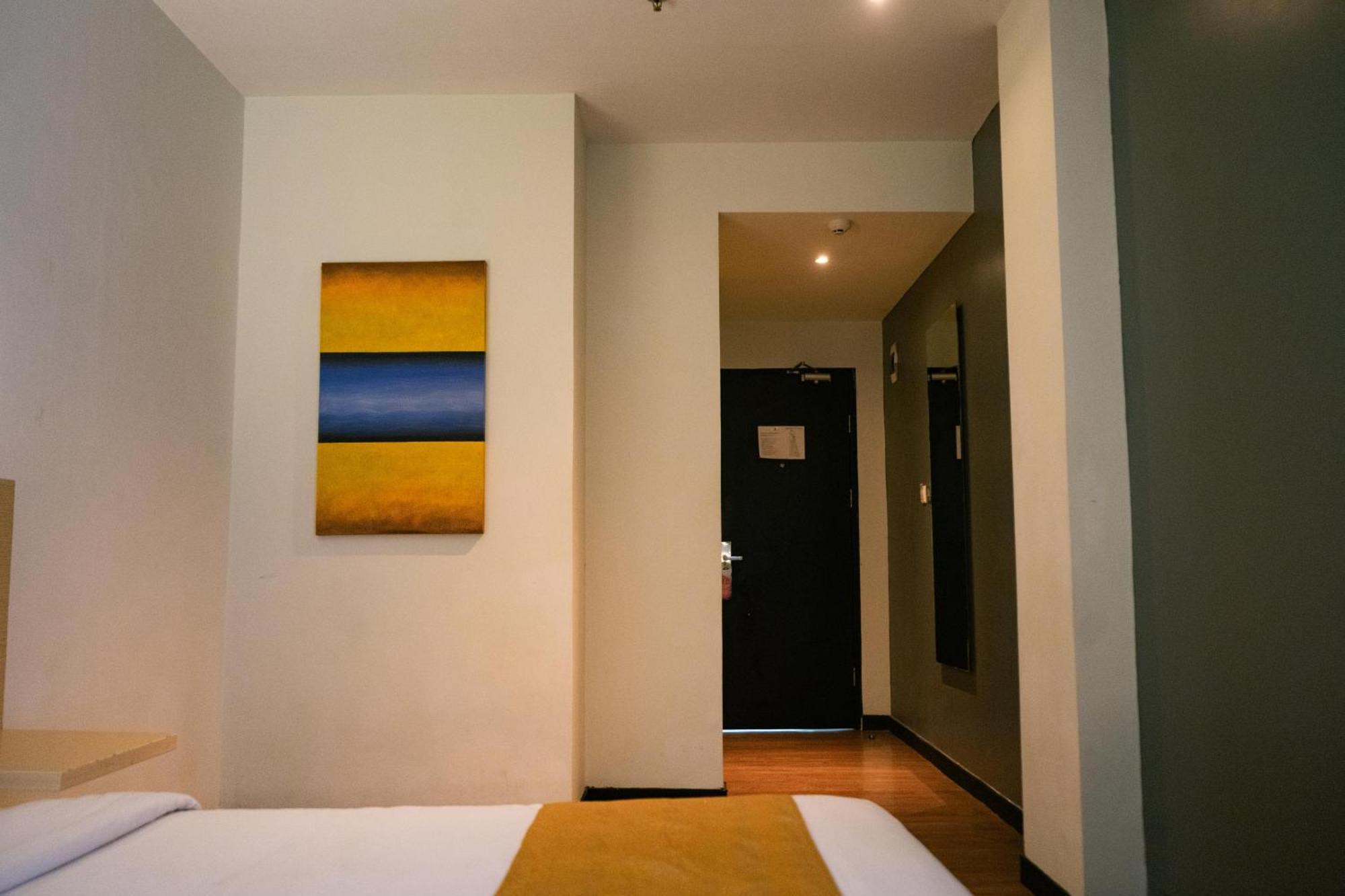 Yunna Hotel Lampung Бандар-Лампунг Екстер'єр фото